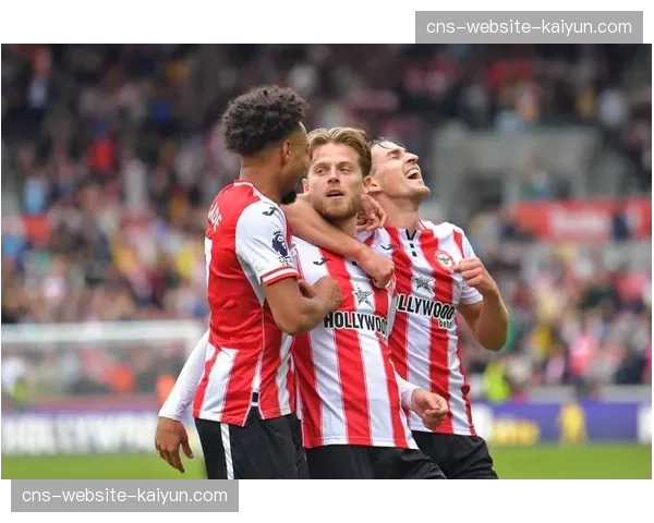 特写:曼联对阵布伦特福德,奥纳纳一次关键手抛球发动的快速反击